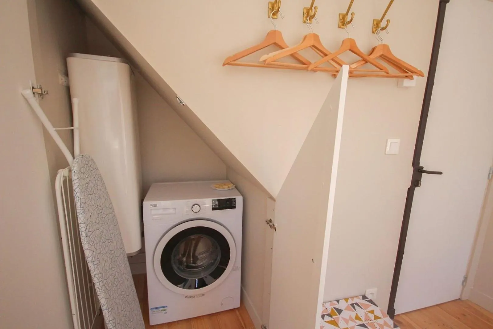 Lille Centre- Nice And Bright Equipped Studio